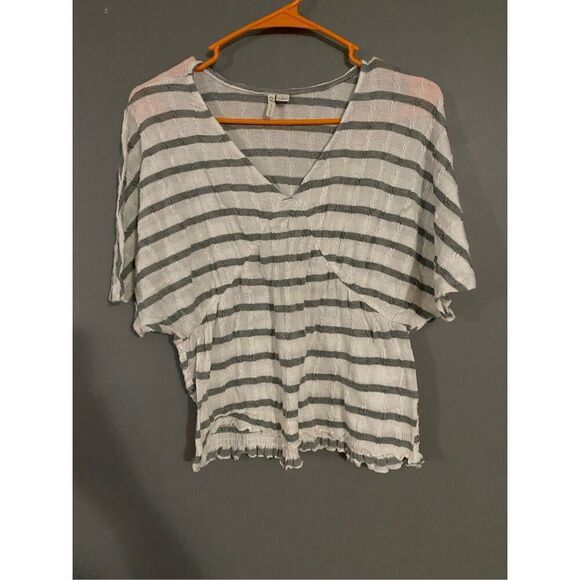 Cato Tops - Cato Grey And White Batwing Short Sleeve Top Size Large